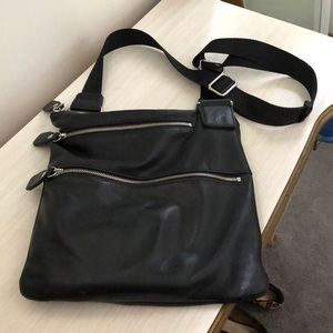 Leather crossbody bag